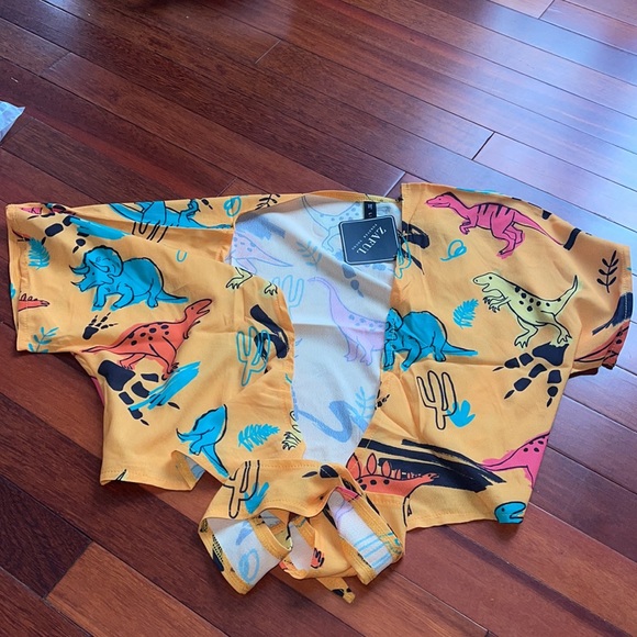 Zaful Dinosaur Pirate shorts set cover-up - Picture 4 of 5